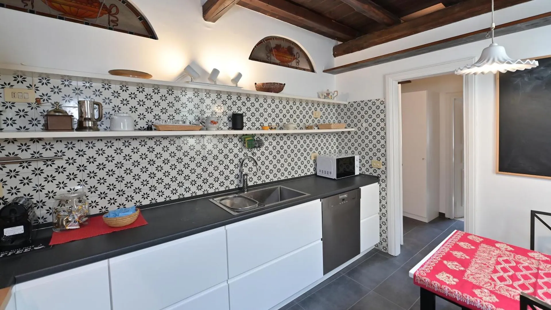 Domus Greci Piazza Di Spagna Róma Apartman